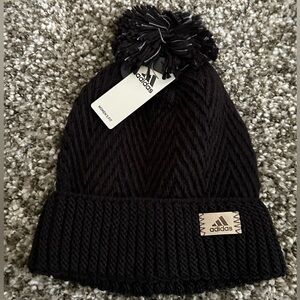 NEW Adidas Womens Fit Black Beanie with Pompom